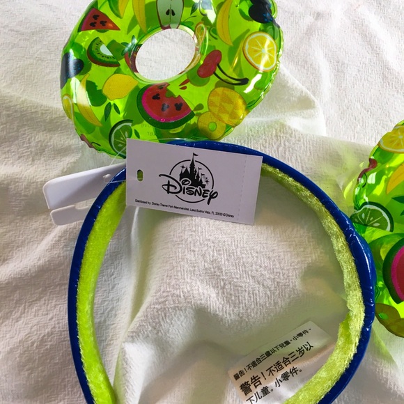 🧚🏼♀️NEW Minnie Mouse Pool Float Ears - Picture 5 of 6